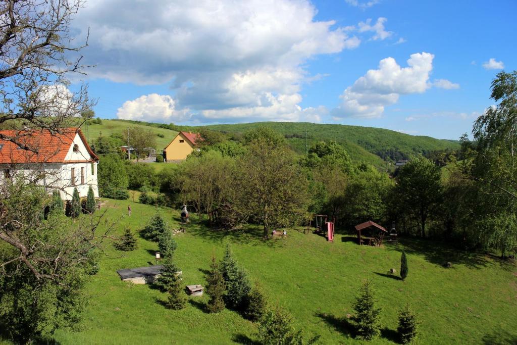 Penzion Kremenisko Banska Stiavnica Exterior foto